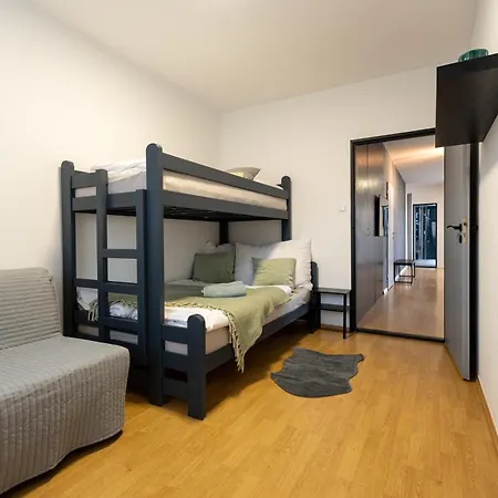 Apartman Urban Bloom By Booky