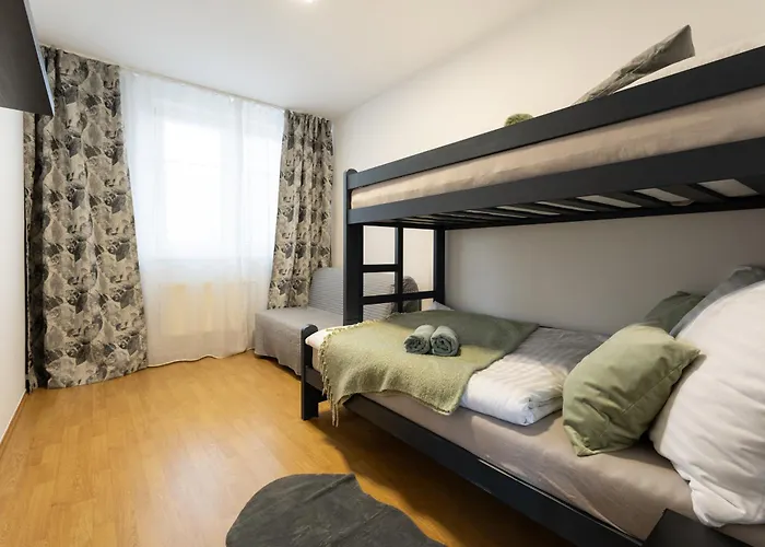 Urban Bloom By Booky Apartment Liptovský Mikuláš